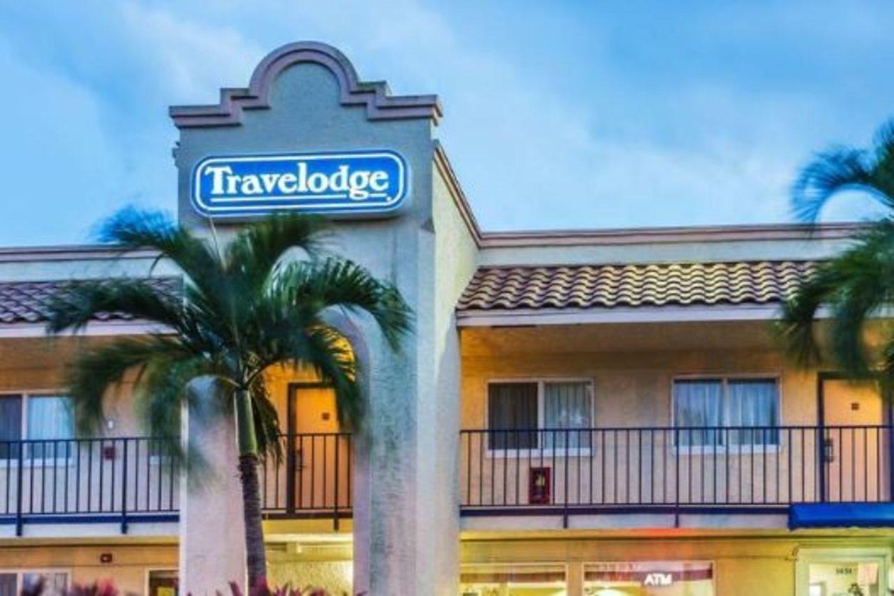Motel 6 Riviera Beach Fl Bagian luar foto