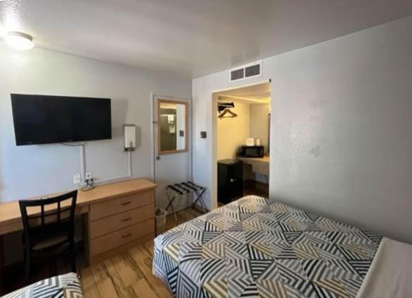 Motel 6 Riviera Beach Fl Bagian luar foto