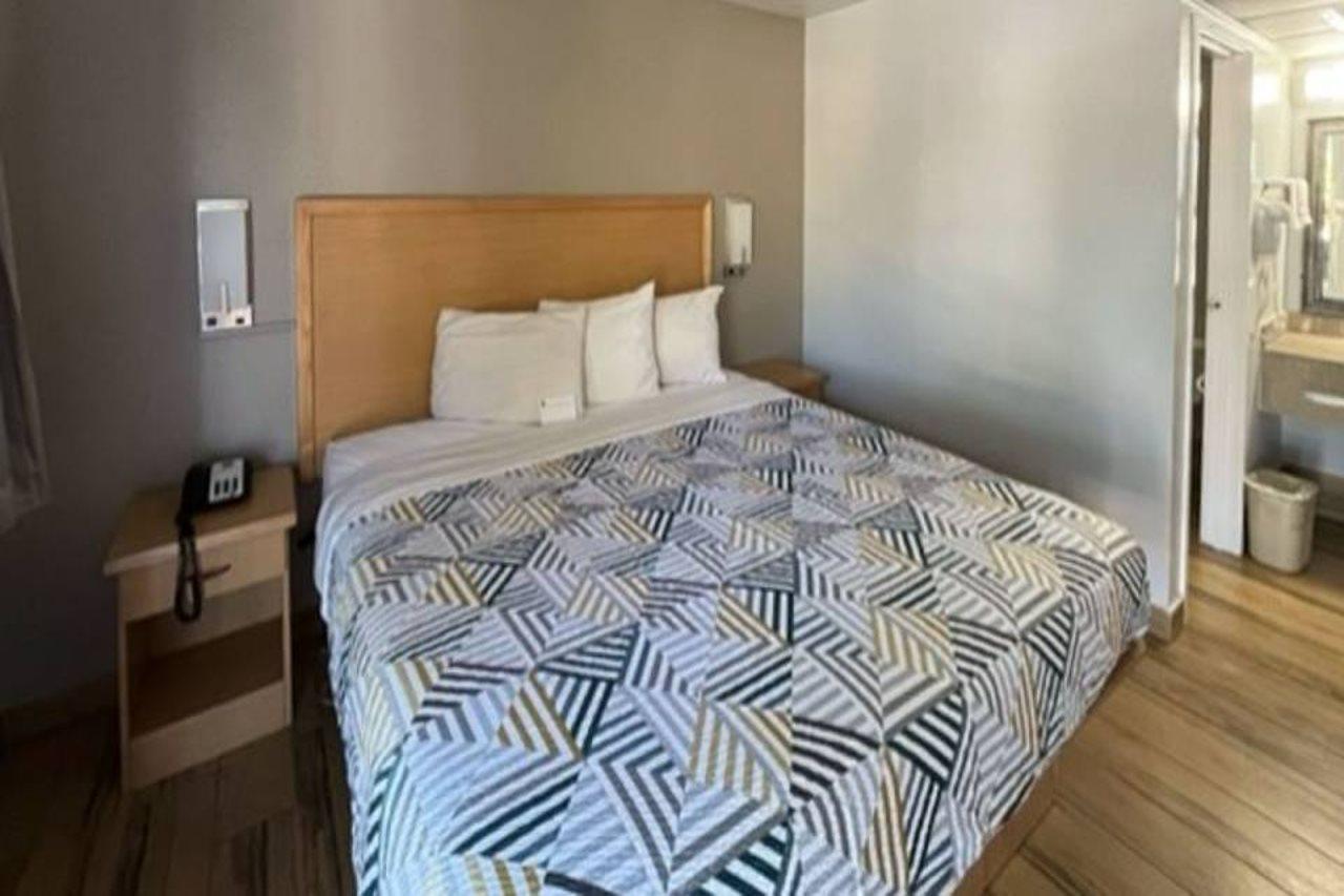 Motel 6 Riviera Beach Fl Bagian luar foto