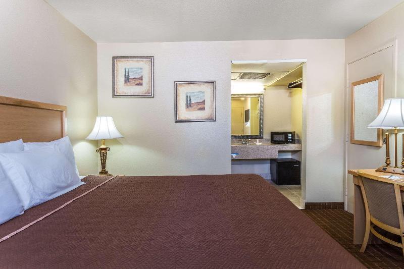 Motel 6 Riviera Beach Fl Bagian luar foto
